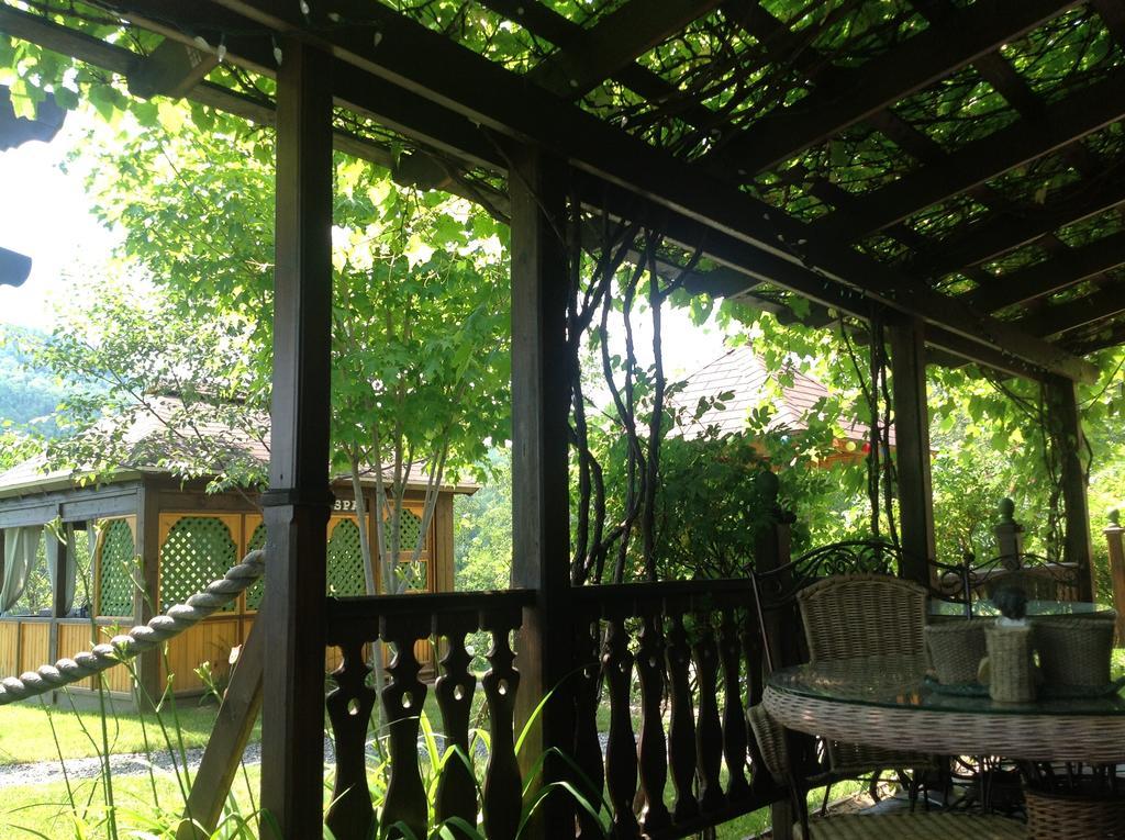 Auberge La Cote D'Or Petite-Riviere-Saint-Francois Bagian luar foto