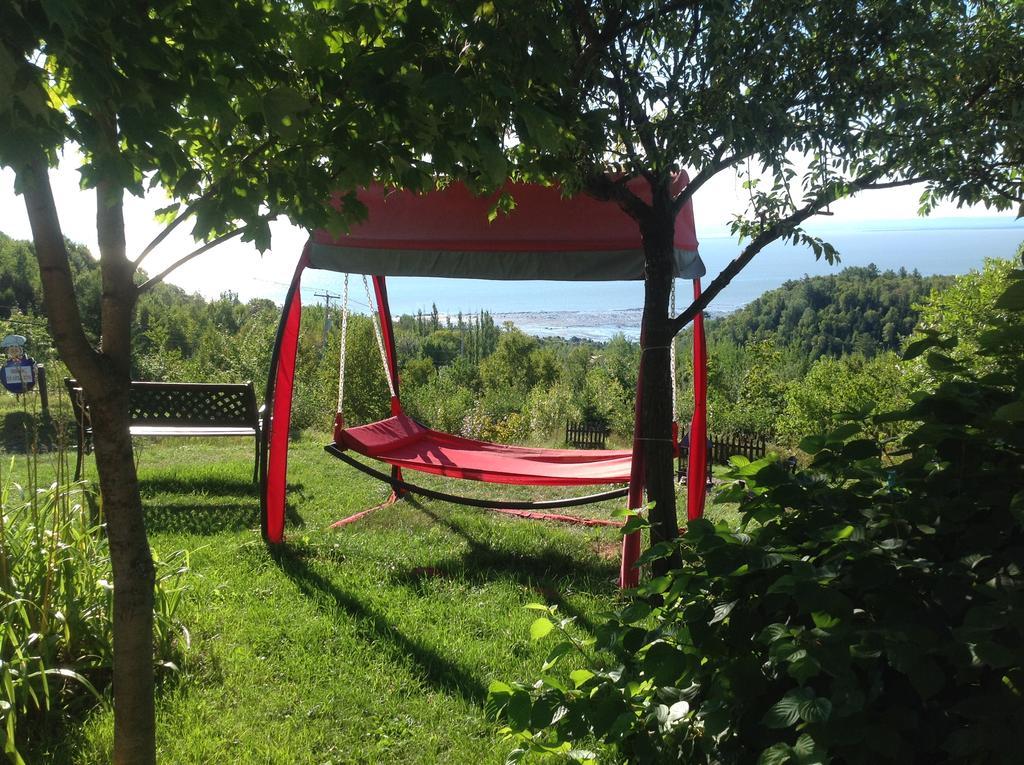 Auberge La Cote D'Or Petite-Riviere-Saint-Francois Bagian luar foto
