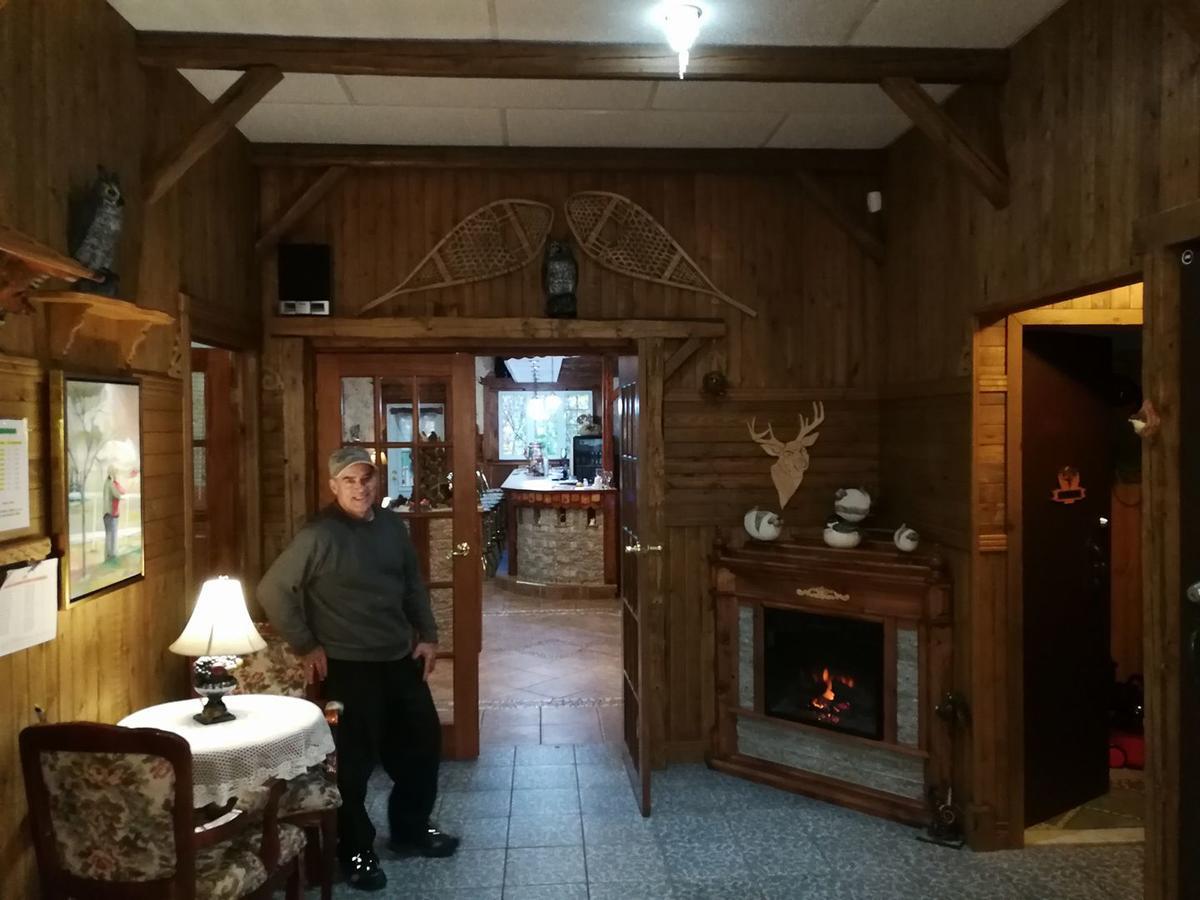 Auberge La Cote D'Or Petite-Riviere-Saint-Francois Bagian luar foto